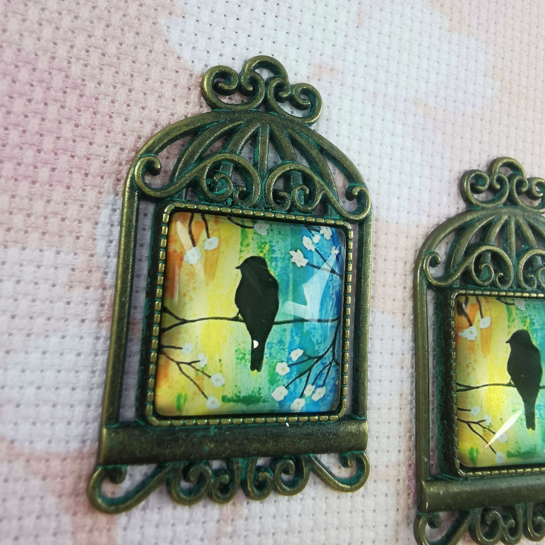 Needle Minder - Bird Cage. Rainbow Silhouette