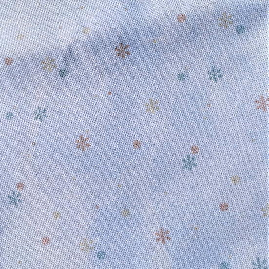Aida / Evenweave - Festive Snowfall (printed)