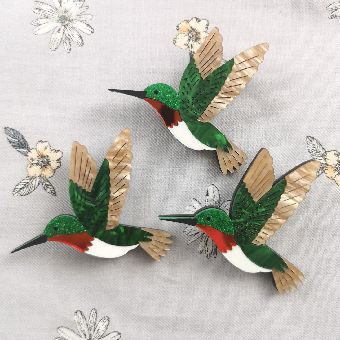 Needle Minder - Luxury Mirrored Hummingbird
