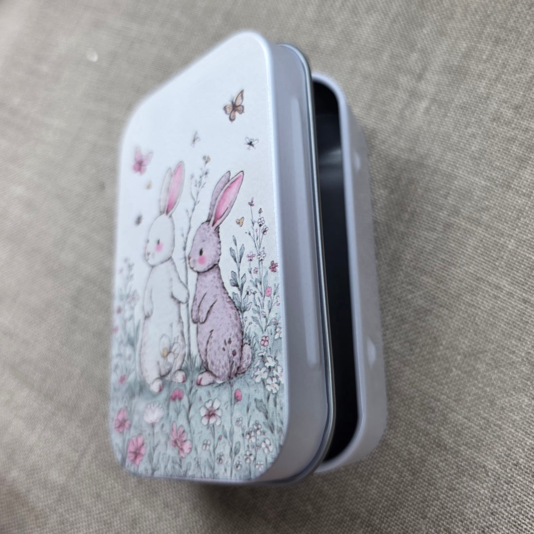 Sweet Bunnies. Storage Tin.